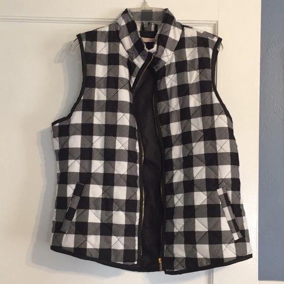 Checkered Vest - Picture 5 of 8